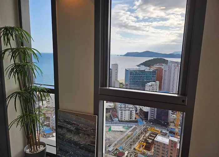 Haeundae Lamer 3* Пусан