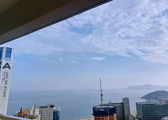 Haeundae Lamer Апарт-отель 3*